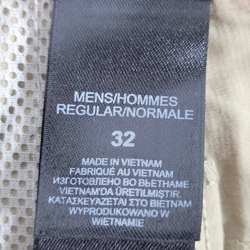 The North Face Mens Cargo Shorts Tan Size 32 Utility Outdoor Casual‎